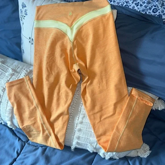 Balance Athletica Orange Activewear Set - Picture 4 of 7